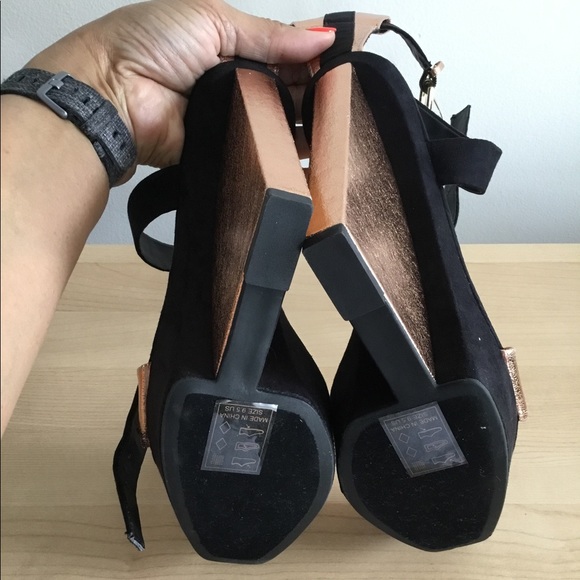 Beau + Ashe Wedge Sandals - Picture 6 of 7